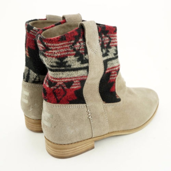 TOMS Laurel Burnished  Suede Bootie  Sz 7 - Picture 4 of 5